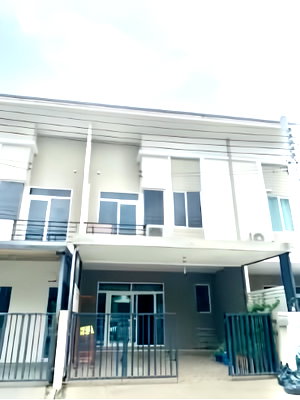 เช่าทาวน์โฮม เมกะ บางนา : ให้เช่าบ้าน คาซ่า ซิตี้ บางนา (Casa City Bangna) ใกล้เมกา บางนา