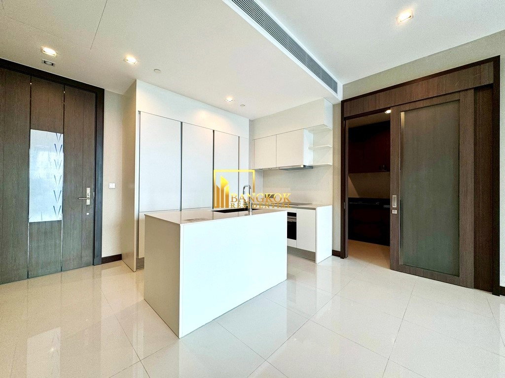 รูป Q Sukhumvit | Superb 3 Bedroom Luxury Condo Next to BTS - BR60504CD - รูปที่ 1/48