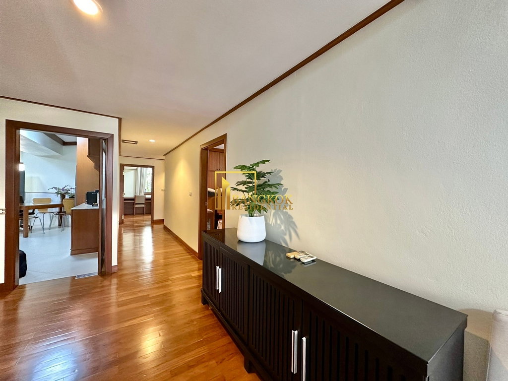 picture Large 3 Bedroom Apartment in Convenient Location - BR0271AP - 8/40