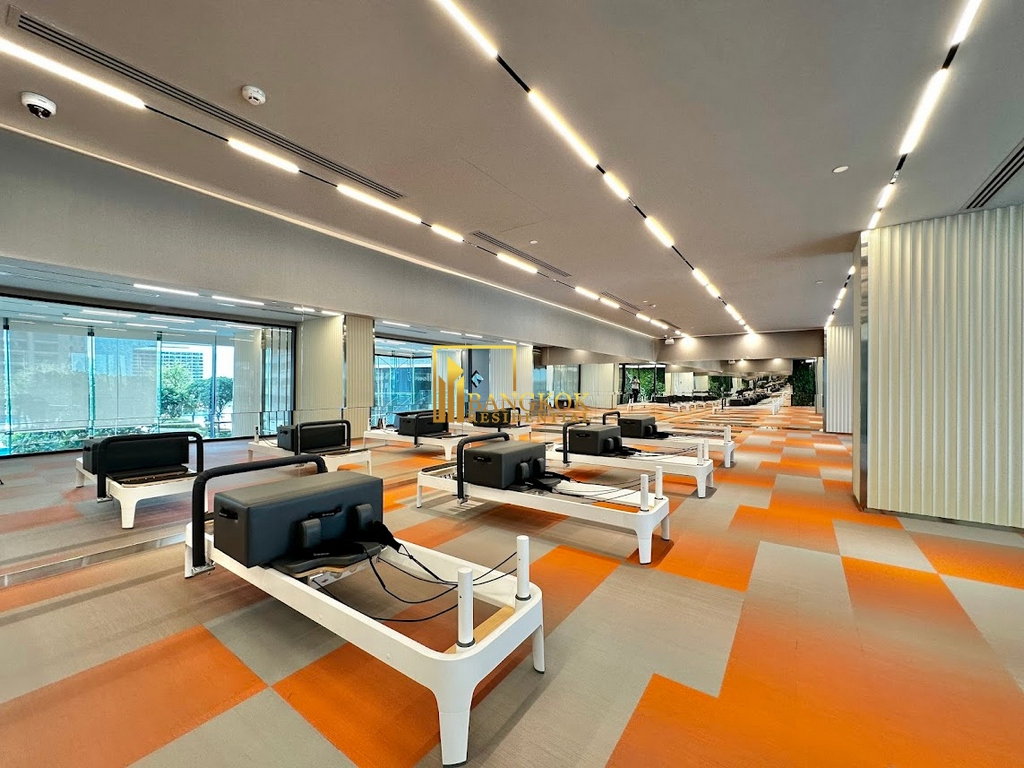 รูป Impeccable 3 Bedroom Luxury Serviced Apartment in Sathorn - BR30381SA - รูปที่ 39/53