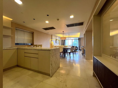 All Seasons Mansion | 2 Bed Condo For Rent in Phloenchit - BR2192CD