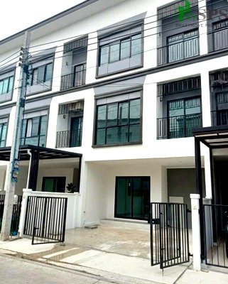 Townhouses for rent : Townhome for Rent at Lumpini Townplace Sukhumvit–Srinakarin (SPSJP264)