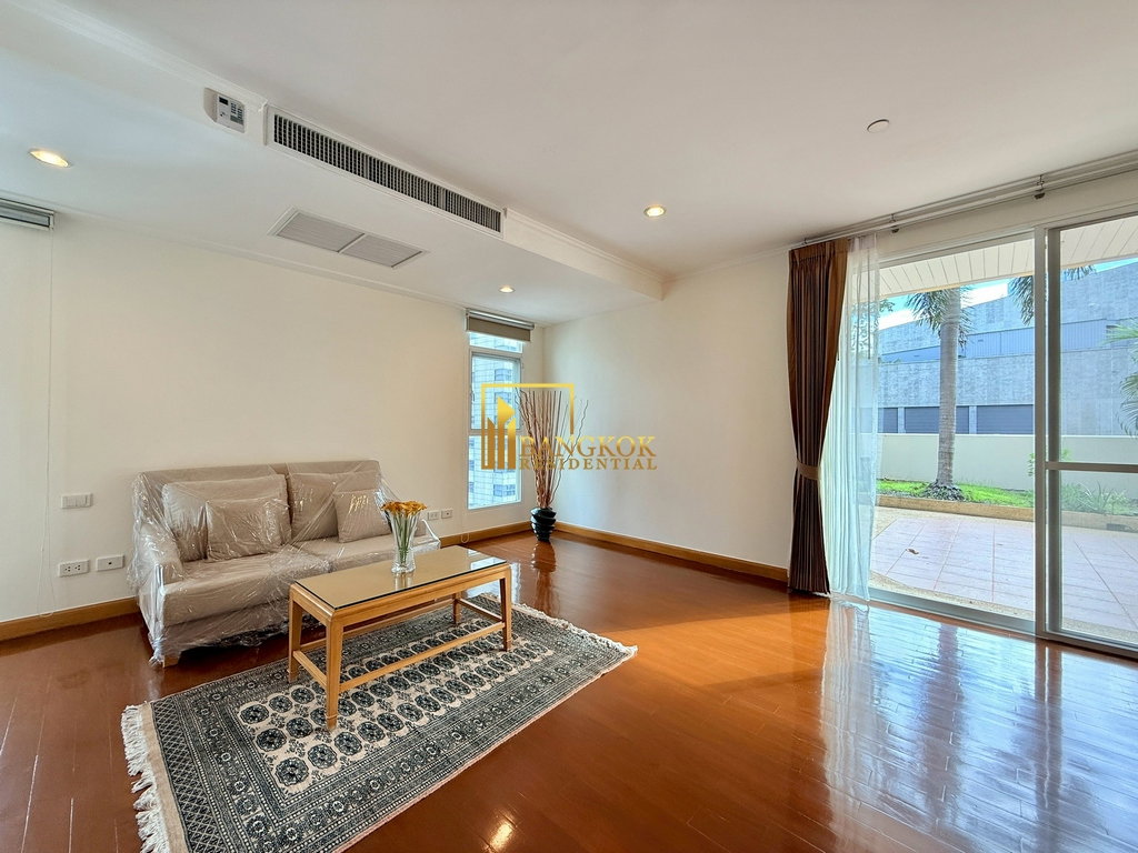 รูป Impressive 4 Bedroom Apartment For Rent in Phrom Phong - BR0262AP - รูปที่ 16/57