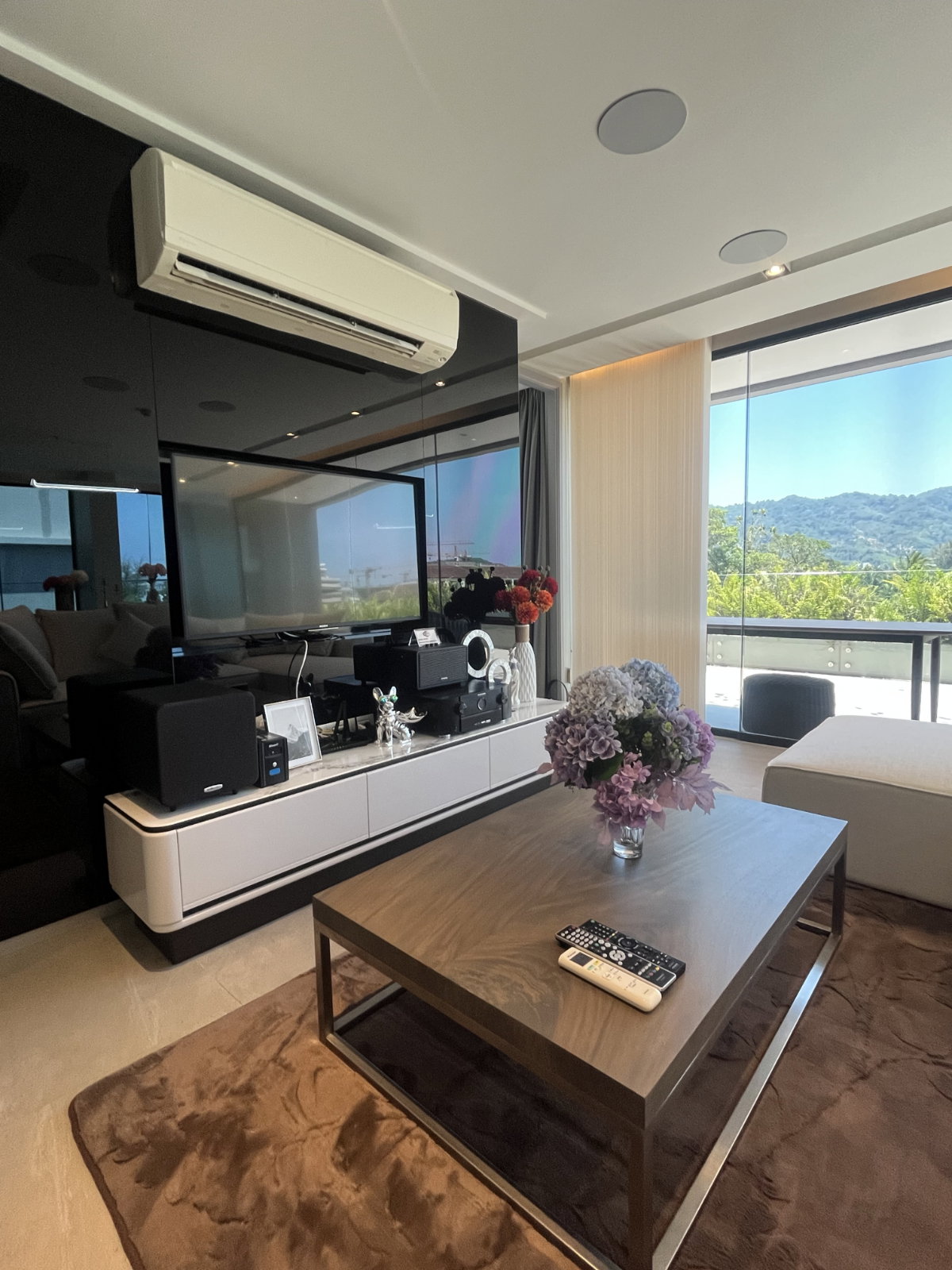 ⚡ ดีลแรง Penthouse 2 ห้องนอน Bang Tao Beach ห้องใหญ่ 133 ตร.ม. - U6145848