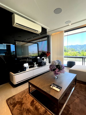 ขายคอนโด : ⚡ ดีลแรง Penthouse 2 ห้องนอน Bang Tao Beach ห้องใหญ่ 133 ตร.ม. - U6145848