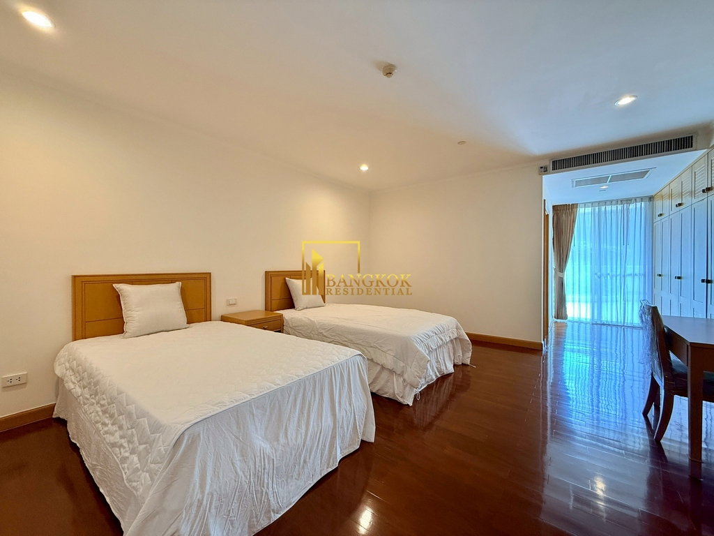 รูป Impressive 4 Bedroom Apartment For Rent in Phrom Phong - BR0262AP - รูปที่ 34/57