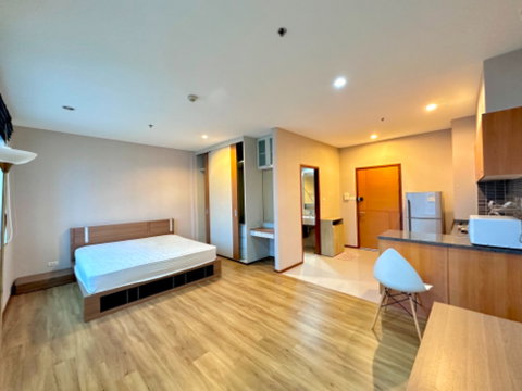 ST512/ ขายคอนโด Villa Sathorn ติด BTS กรุงธนบุรี 0 เมตร ห้องชั้นสูง วิวสวย พร้อมเข้าอยู่ทันที