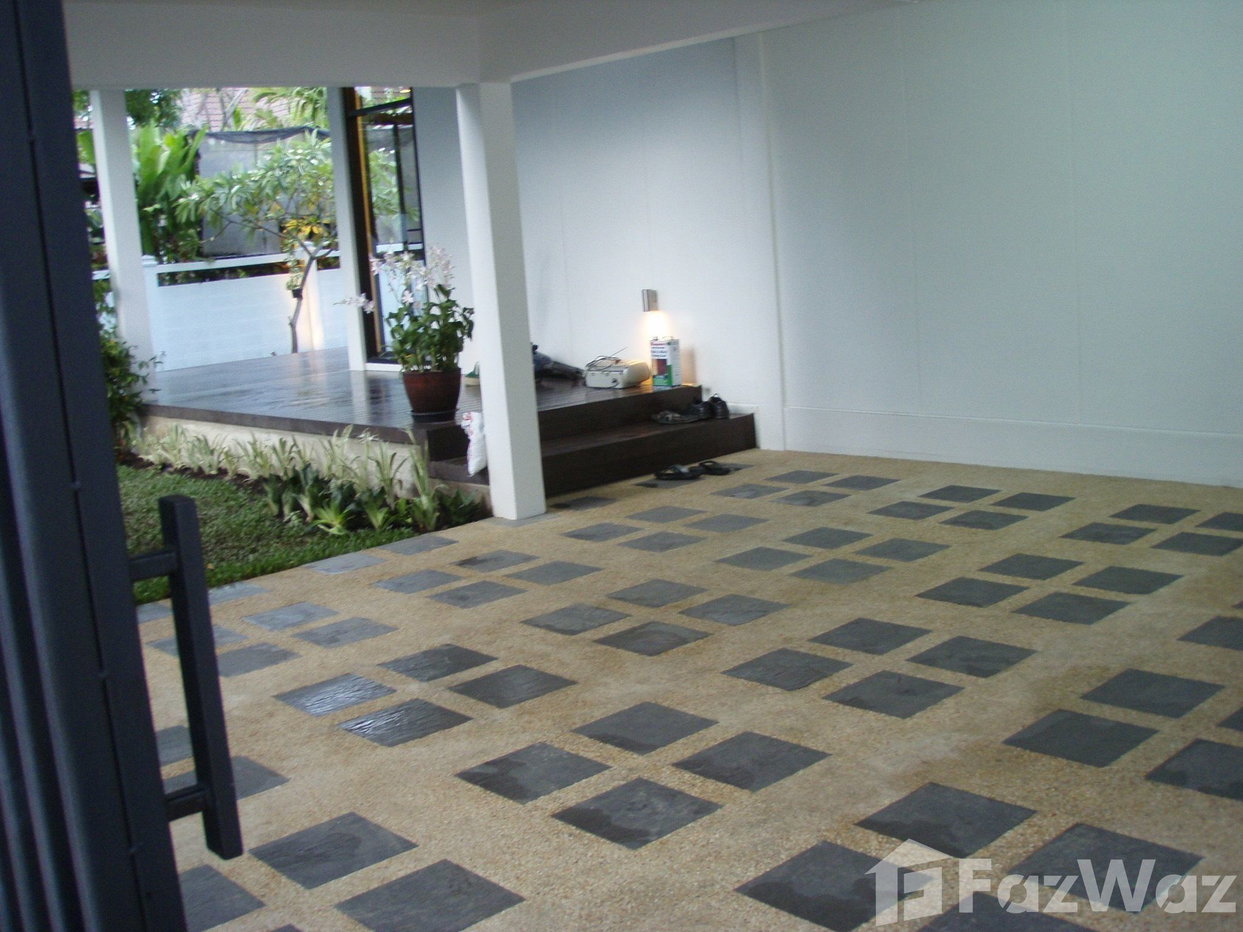 picture 4 Bedroom House for rent in Bang Kapi, Bangkok 1137822 - 10/14