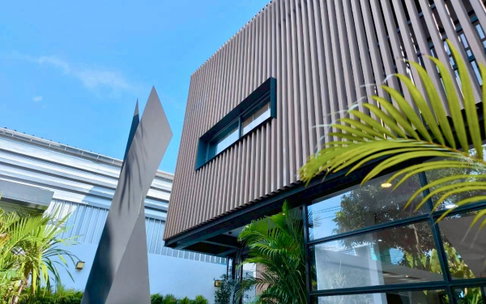 🏊Pool villa in Sukhumvit 77, Suitable for office or residential use, 6 car parks, plus 5 more around the house.