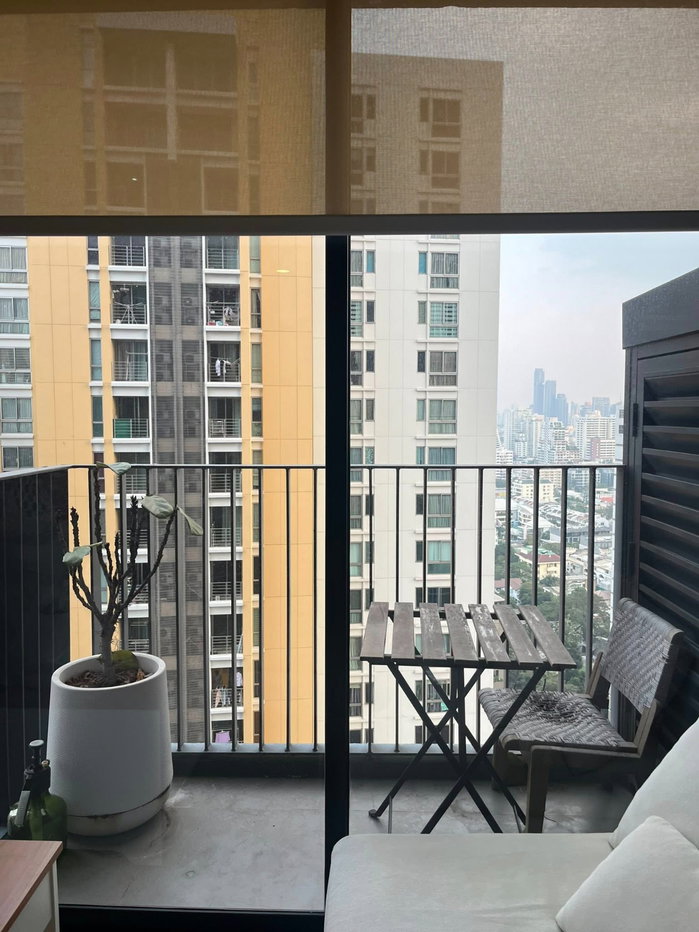 รูป P0654/ขายด่วน Ideo Mobi Asoke ห้อง Duplex ชั้นสูง วิวสวย 0 เมตรจาก MRT เพชรบุรี ราคาต่ำกว่าทุน - รูปที่ 6/7