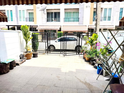 รูปภาพ 💥CP-10595💥 Available for rent: 3-story townhouse in Baan Klang Muang Ratchada 36 project. 👉Add Line @rentbkk