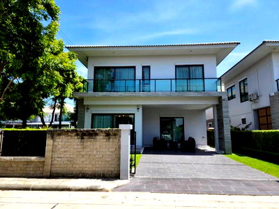 เช่าบ้านเดี่ยว มาร์เก็ต วิลเลจ สุวรรณภูมิ : 🏠 ให้เช่าบ้าน : Baan Rim Suan Scenery (บ้านริมสวน ซีนเนอรี)   รหัสทรัพย์ | 📌LNP-H960
