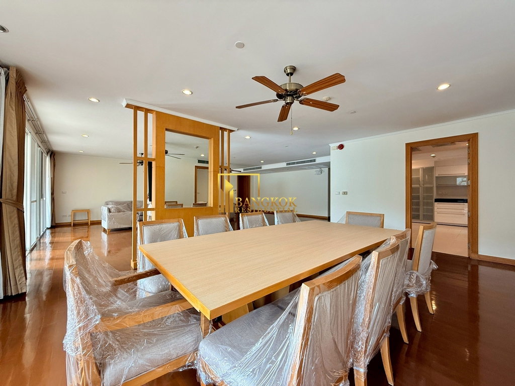 รูป Impressive 4 Bedroom Apartment For Rent in Phrom Phong - BR0262AP - รูปที่ 11/57