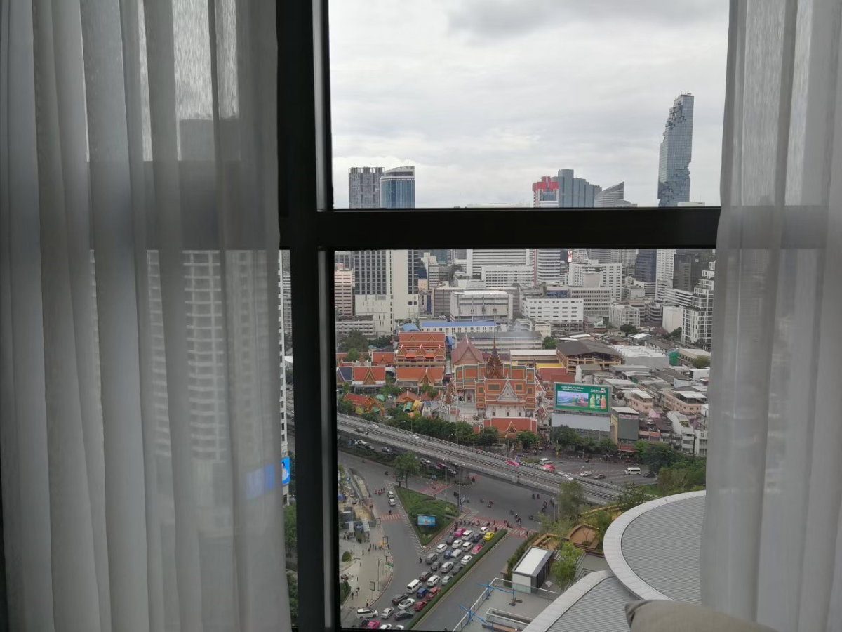 picture Triple Y                      Residence - 4/11