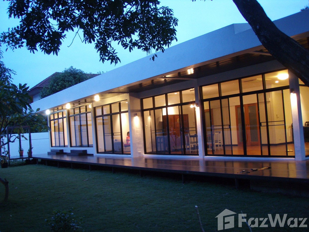 picture 4 Bedroom House for rent in Bang Kapi, Bangkok 1137822 - 1/14