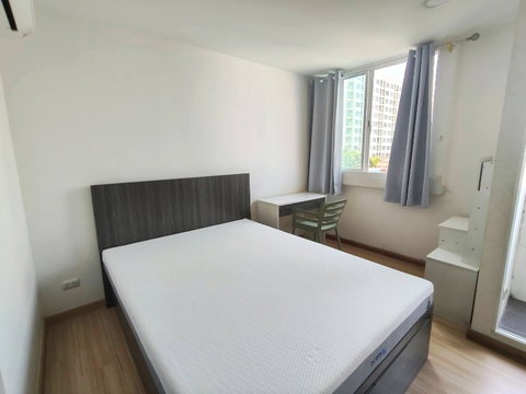 For rent Chatau in town rama8 