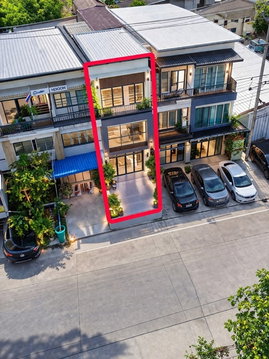 พิมลราช MRTคลองบางไผ่ อาคาร 2 ชั้นครึ่ง หลังมุม 2-3นอน 2น้ำ ตลาดหมู่บ้านบัวทอง 500 ม.และตลาดมณวดี 18ตร.วา. 160ตร.ม. ถ. บ้านกล้วย-ไทรน้อย