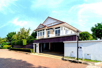 ขายบ้านเดี่ยว : [พลาดไม่ได้!] บ้านเดี่ยวหลังใหญ่ แปลงมุม นันทวัน แจ้งวัฒนะ-ราชพฤกษ์ สวยเป๊ะ ฟังก์ชันจัดเต็ม