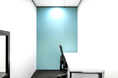 Office for rent : Private office space for 2 employees in Regus KPN Tower