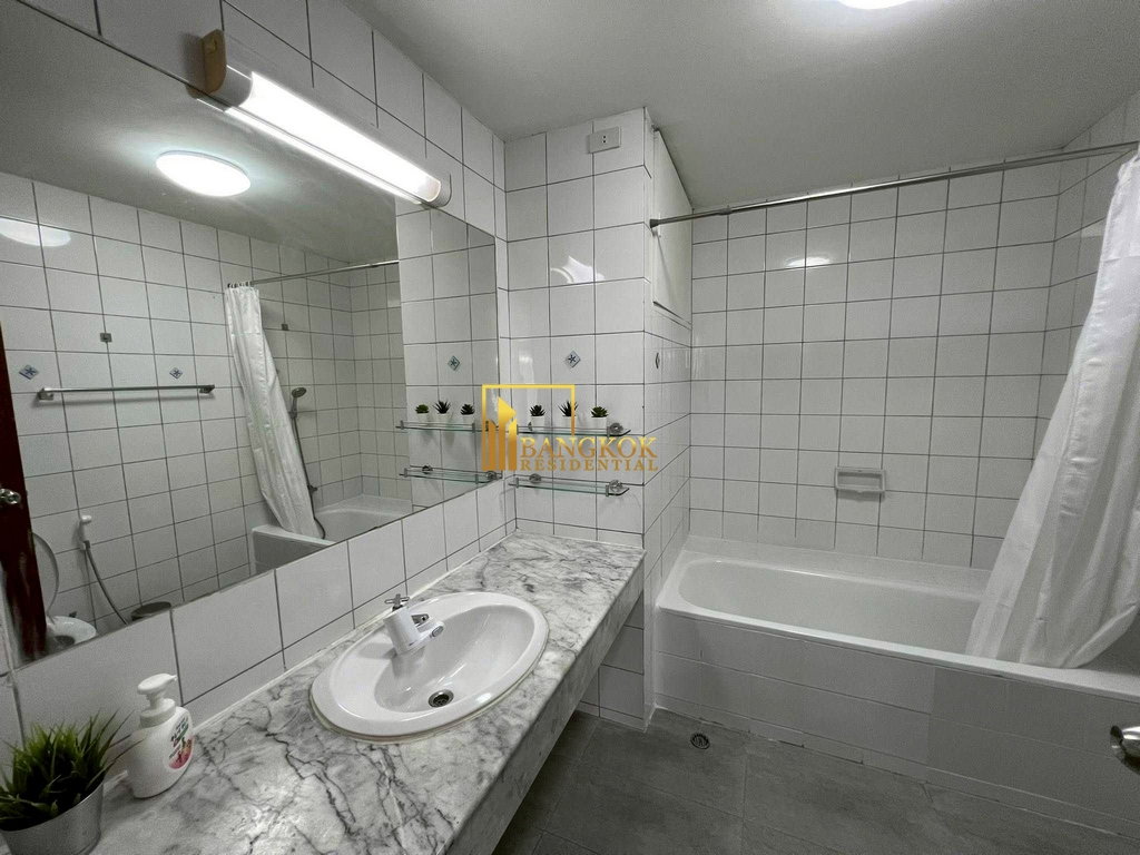 รูป Expansive 4 Bedroom Townhouse in Baan Green Town-On Nut - BR49055TH - รูปที่ 21/30