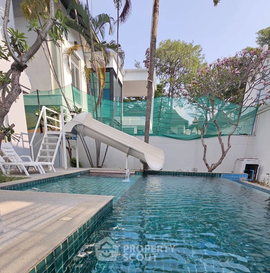 รูป วิลล่า 4 ห้องนอน เป็นมิตรกับสัตว์เลี้ยง ใกล้ชายหาด Pool Villa Nr Beach (ID 2684937) - รูปที่ 8/8