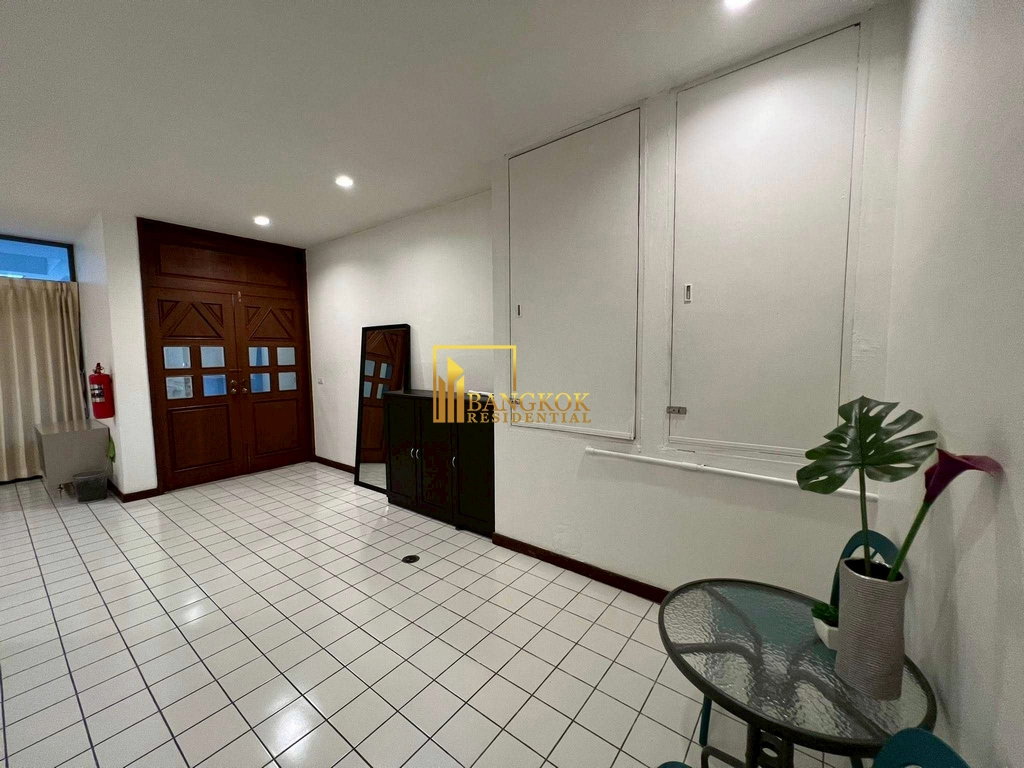 รูป Expansive 4 Bedroom Townhouse in Baan Green Town-On Nut - BR49055TH - รูปที่ 26/30
