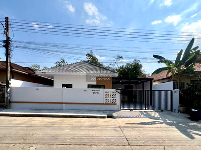 Houses for sale ม.เวสเทิร์น  : For Sale House , Baan Klang Soi Village 3 , Lat Sawai , Lam Luk Ka , Pathum Thani , CX-151589 ✅ Live chat with us ADD LINE @connexproperty ✅