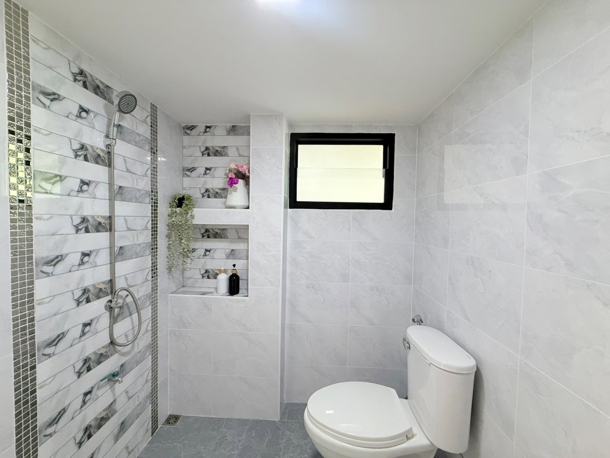 รูป บ้านเดี่ยวหลังใหญ่ แต่งใหม่ทั้งหลัง หมู่บ้าน ประภาวรรณโฮม ถนนบึงขวางซอย6 มีนบุรี ใกล้รถไฟฟ้า มีเฟอร์ฯพร้อมอยู่ - รูปที่ 36/39
