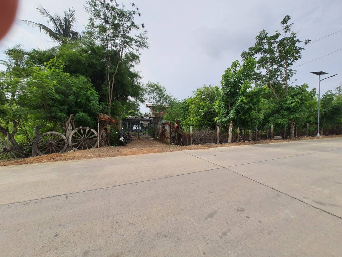 รูป ขายที่ดินถมแล้ว เนื้อที่ 2-1-43 ไร่ อ.สามโคก จ.ปทุมธานี แถมบ้าน เหมาะสร้างโรงงาน,โกดัง น้ำไฟพร้อม - รูปที่ 13/20