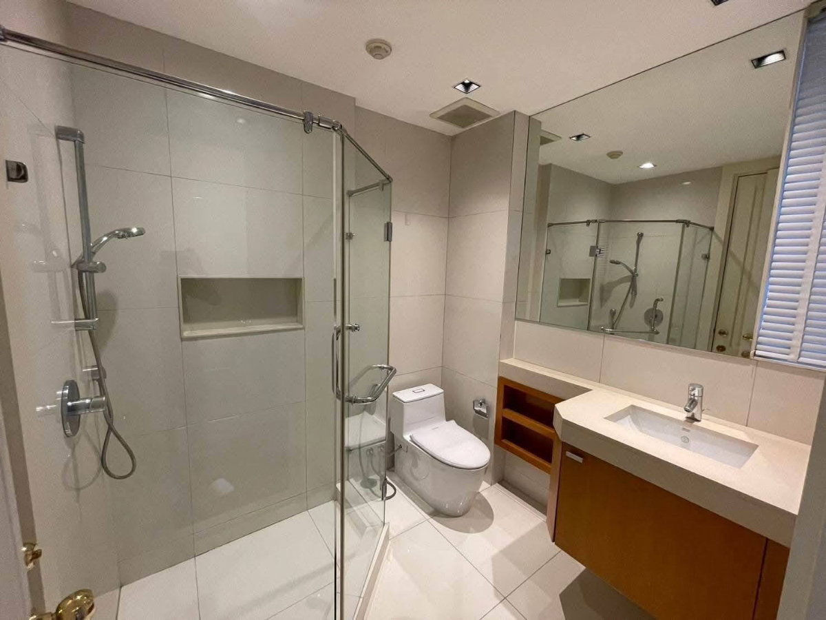 picture Athenee                   Residence - 7/8
