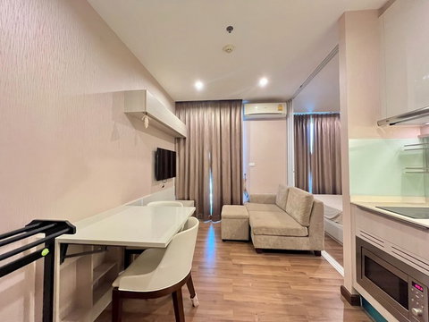 💖💖ห้องขาย Chewathai Interchange (1 Bed 27 ตร.ม/2.8 ล้าน) ชั้น 14 ใกล้ห้าง, ติด MRT เตาปูน/ สนใจสอบถามได้นะคะ Line ID = atfirm2010💖💖