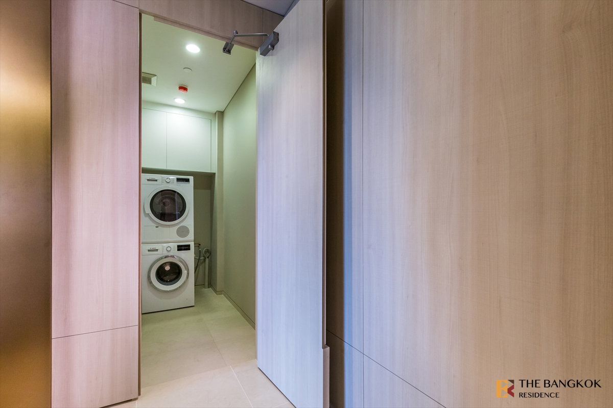 รูป 💎 ขายคอนโดหรูใจกลางเมือง! Baan Sindhorn ห้องสวย พร้อมอยู่ Ultra-Privacy ใกล้ BTS ชิดลม 🚆 - รูปที่ 10/19