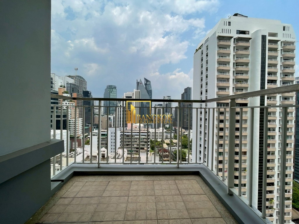 picture Baan Siri 24 | Spacious 2 Bedroom Condo in Phrom Phong - BR19433CD - 5/34