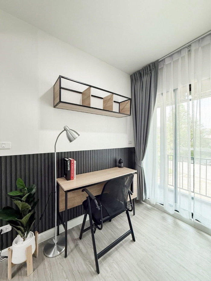 picture Notting Hill               Sukhumvit 105 - 3/20