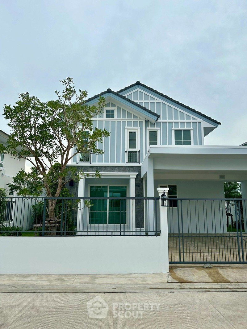 Houses for sale : 3-BR House For Sale Villaggio 2 Srinakarin-Bangna In Bang Kaeo (ID 2799682)