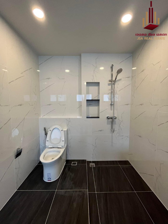 picture ✨ For Rent: CENTRO Vibhavadi ✨  💰 Only 130,000 THB/month - 12/13