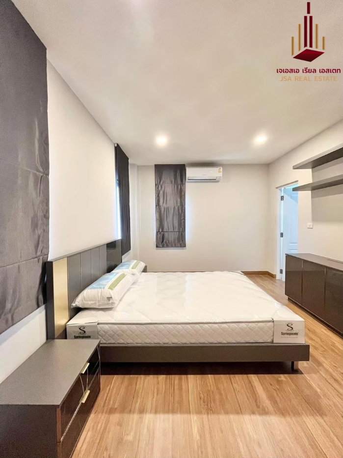 picture ✨ For Rent: CENTRO Vibhavadi ✨  💰 Only 130,000 THB/month - 6/13