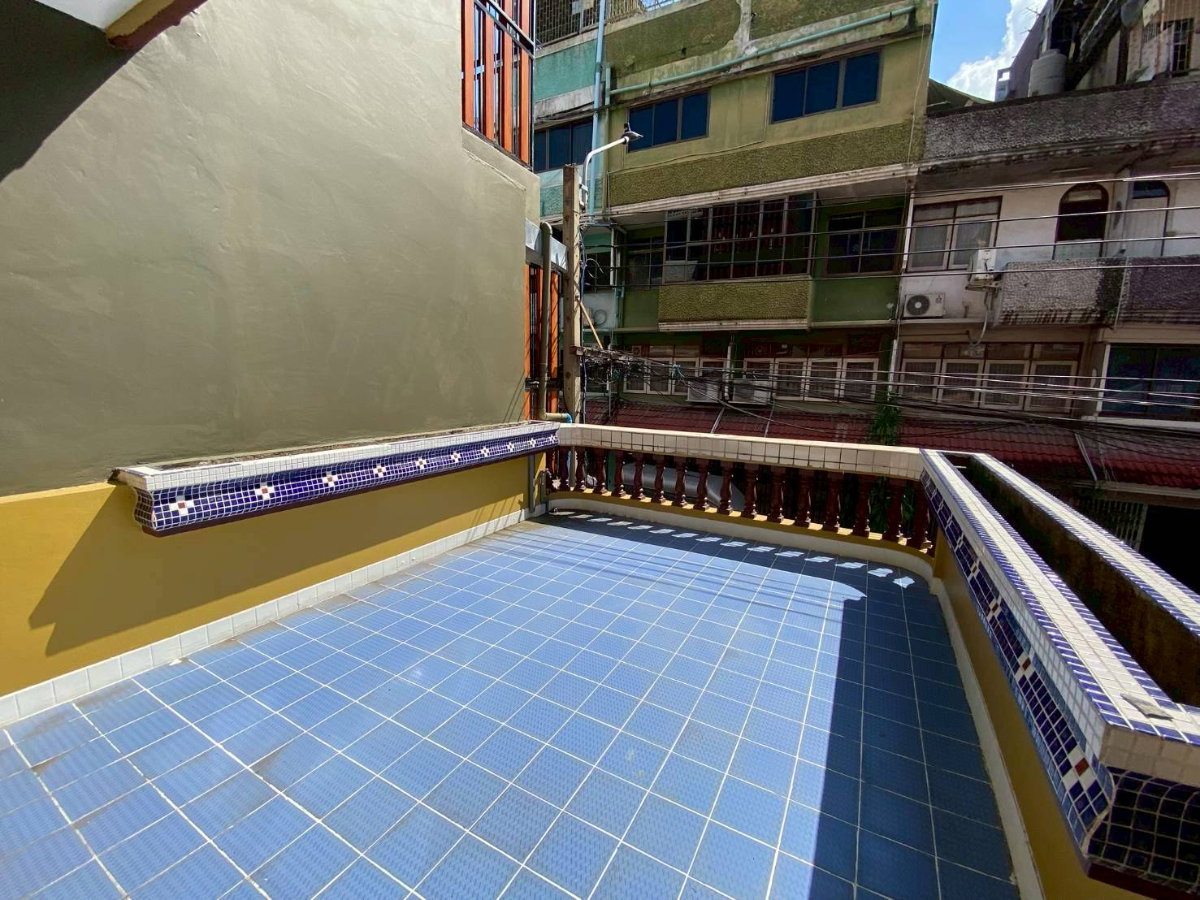 รูป 302AGPP ขาย] ทาวน์เฮ้าส์ "เจริญนคร 14"พื้นที่ที่มากกว่า  - รูปที่ 3/10