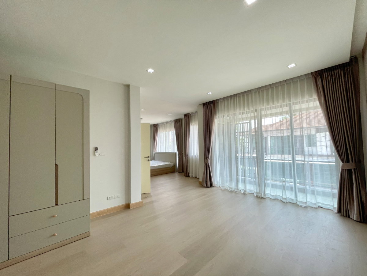 รูป บ้านเดี่ยว เศรษฐสิริ วัชรพล สภาพดี ถูกสุด พร้อมอยู่ - รูปที่ 14/19