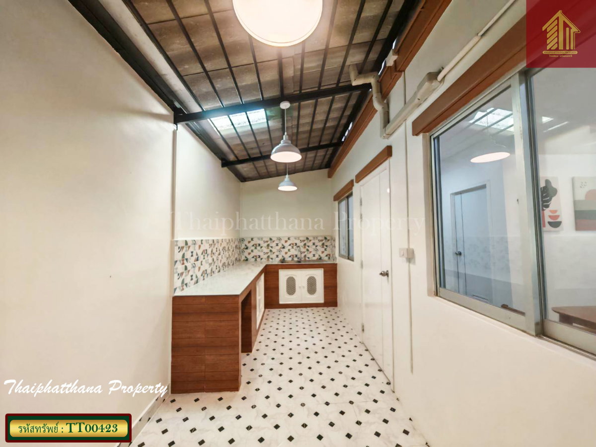 รูป บ้านรีโนเวทหลังมุม พฤกษา 85 ถนนหนามแดง-บางพลี ซอยอัมพร ตกแต่งสวยพร้อมเข้าอยู่ - รูปที่ 6/11