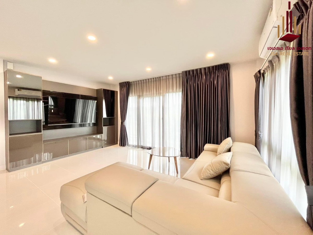 picture ✨ For Rent: CENTRO Vibhavadi ✨  💰 Only 130,000 THB/month - 3/13