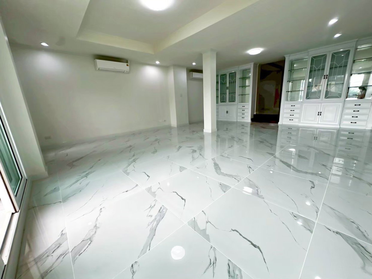 picture Yenakart Residence 4 bedrooms, for rent - 12/32
