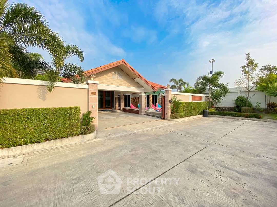 รูป วิลล่า 4 ห้องนอน Dee Place พัทยา เลี้ยงสัตว์ได้ (ID 2103625) - รูปที่ 1/20
