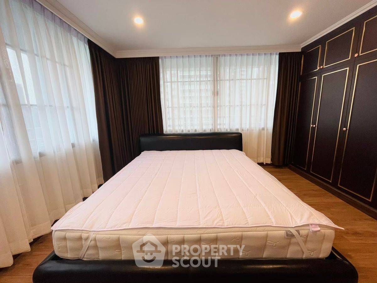 รูป คอนโด 3 ห้องนอน 194 ตร.ม. ขาย ที่ Acadamia Grand Tower ใกล้ BTS พร้อมพงษ์ 300 ม. (ID 2798028) - รูปที่ 9/26