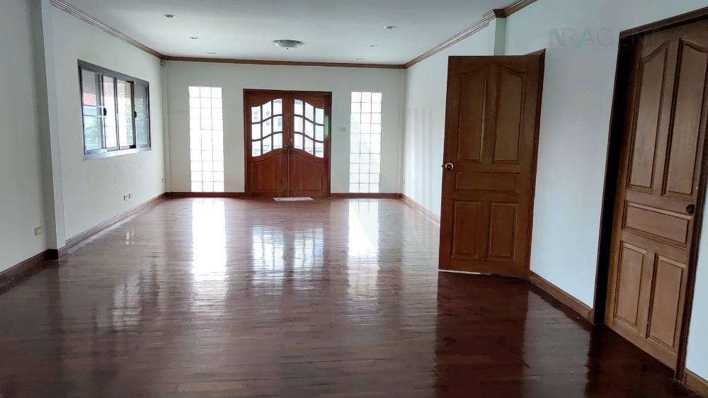 รูป ขายบ้านเดี่ยว หมู่บ้าน สยามนิเวศน์ 2 ชั้น 4 ห้องนอน 3 ห้องน้ำ - รูปที่ 4/8