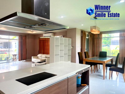 Houses for rent Tesco Lotus Srinakarindra : Elegant House for Rent Nantawan Srinakarin 4BR Big Space, Move-in Ready