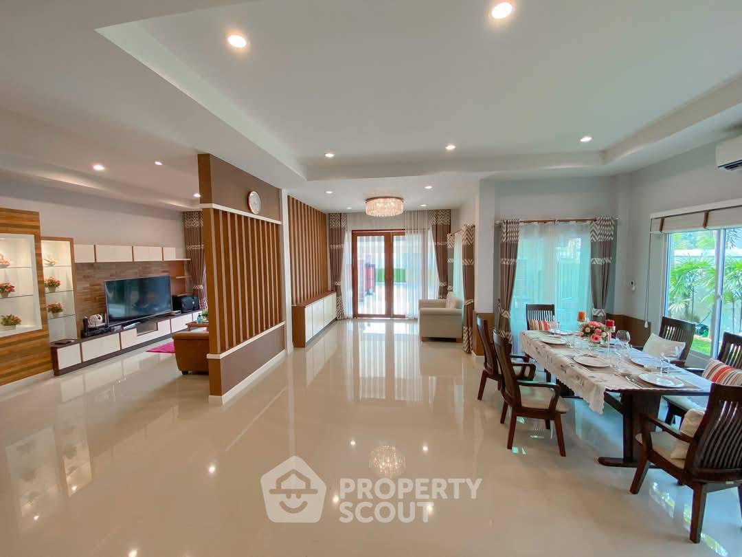 รูป วิลล่า 4 ห้องนอน Dee Place พัทยา เลี้ยงสัตว์ได้ (ID 2103625) - รูปที่ 3/20