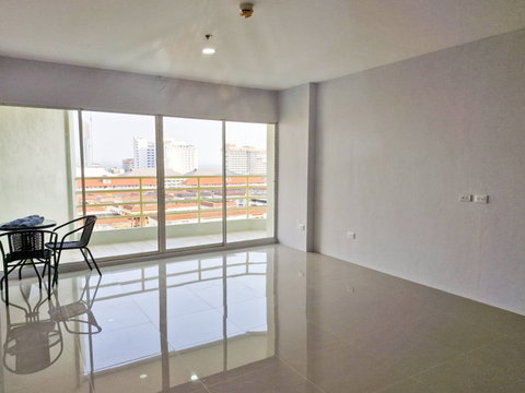 Studio Condo for Sale at View Talay 5D in Jomtien Pattaya