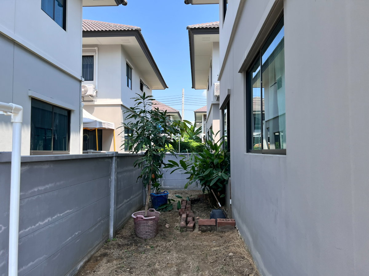 รูป ขายบ้านแฝด พลีโน่ สุขสวัสดิ์–ประชาอุทิศ (36 ตร.ว.) 3 นอน 2 น้ำ พร้อมเข้าอยู่ - รูปที่ 13/17