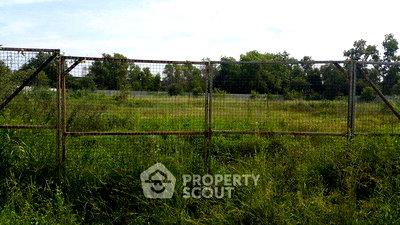 Land for sale Nawamintrachinuthit Benjamarachalai School : Land For Sale In O Ngoen, Sai Mai Bangkok (ID 2805794)